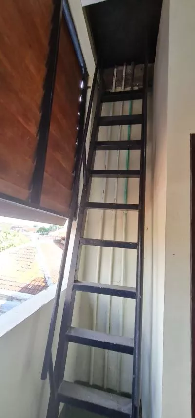Hero Slide
