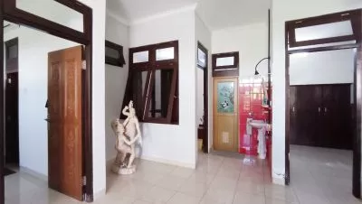 Hero Slide