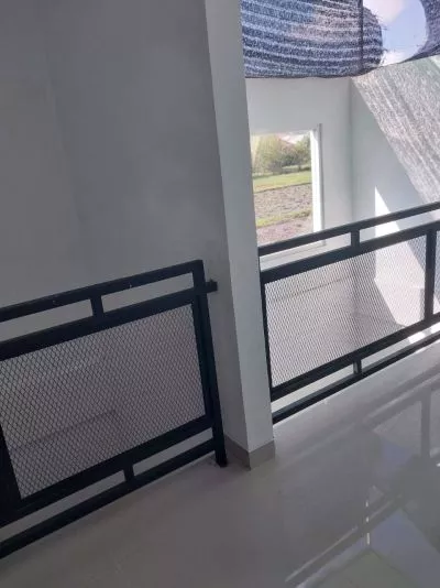 Hero Slide