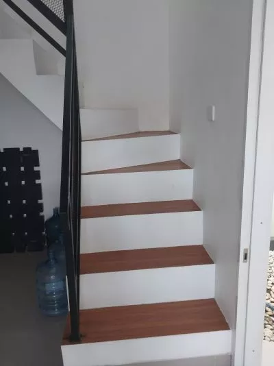 Hero Slide