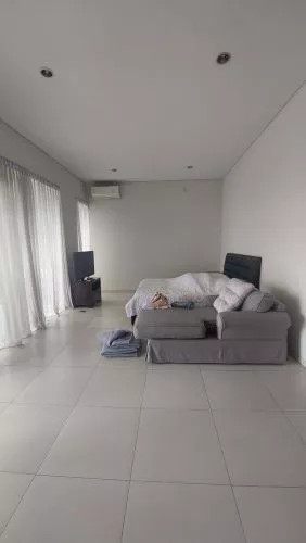 Hero Slide