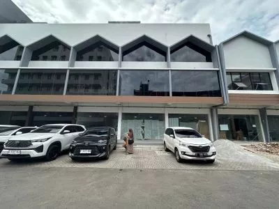 Disewakan 6 Unit Ruko Hypersquare Siap Pakai di Paskal Bandung