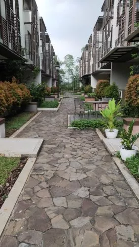 Rumah di Greenwich Park BSD City