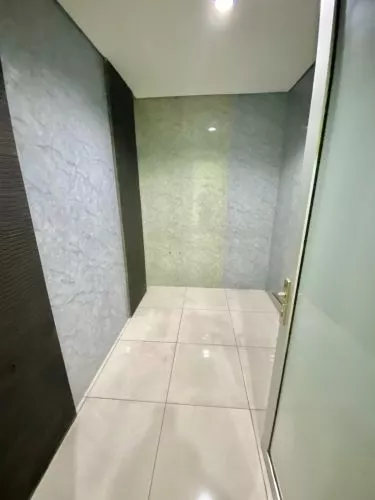 Hero Slide