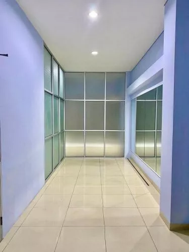 Hero Slide