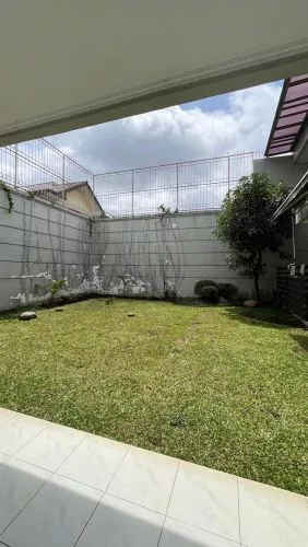 Hero Slide