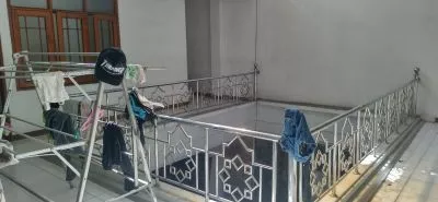 Hero Slide