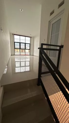 Hero Slide