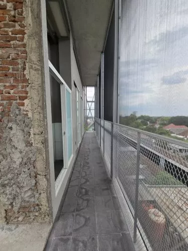 Hero Slide
