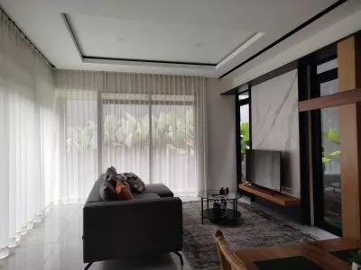 Hero Slide