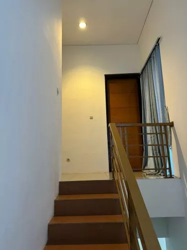 Hero Slide