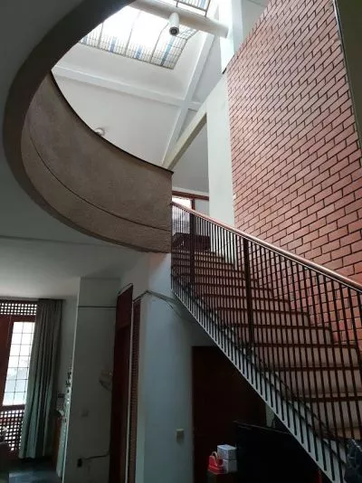 Hero Slide
