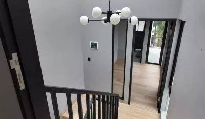 Hero Slide