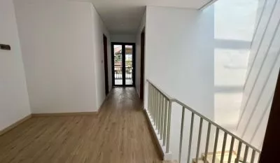 Hero Slide