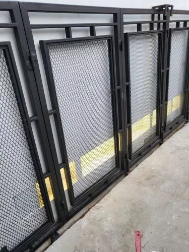 Hero Slide