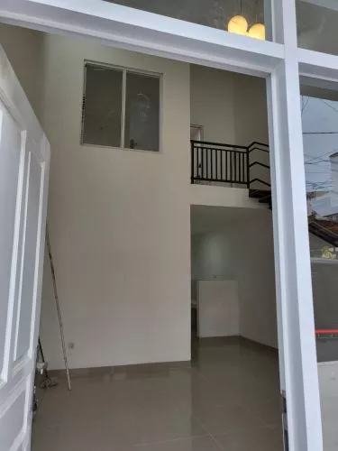 Hero Slide