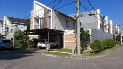 Hero Slide