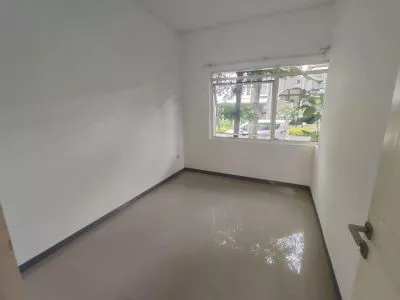 Hero Slide