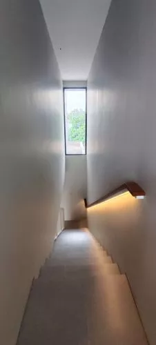 Hero Slide