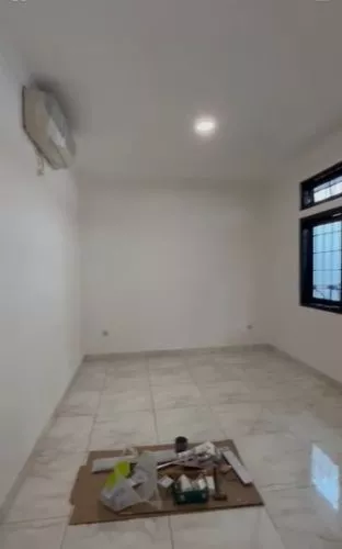 Hero Slide