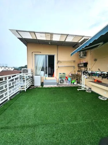 Hero Slide
