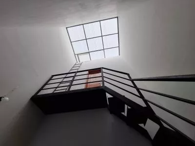 Hero Slide