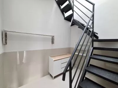 Hero Slide