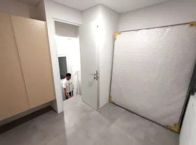 Hero Slide