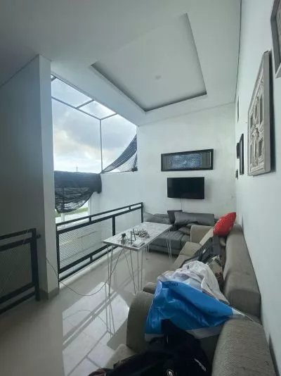 Hero Slide
