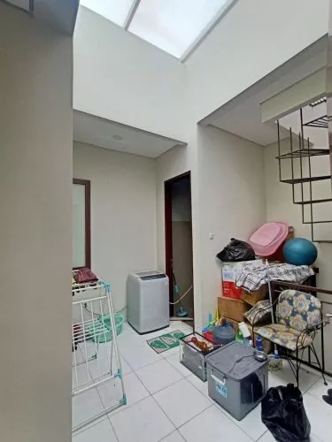 Hero Slide