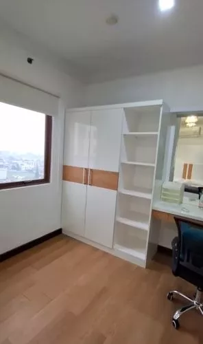 Hero Slide