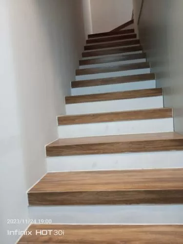 Hero Slide
