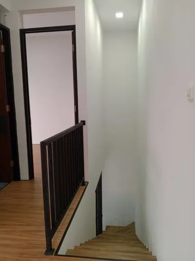 Hero Slide