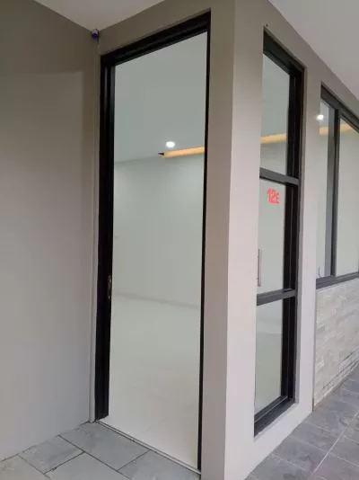 Hero Slide