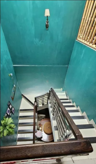 Hero Slide