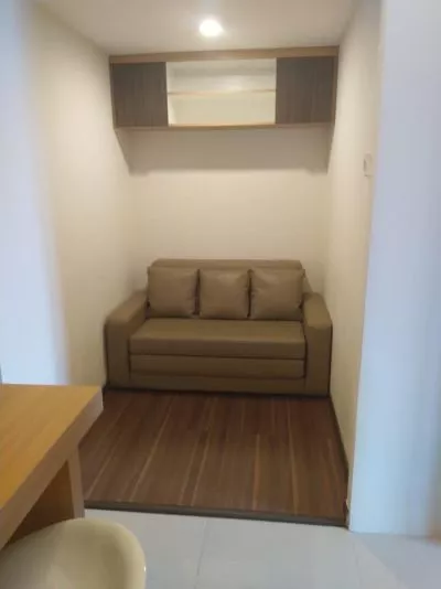 Hero Slide