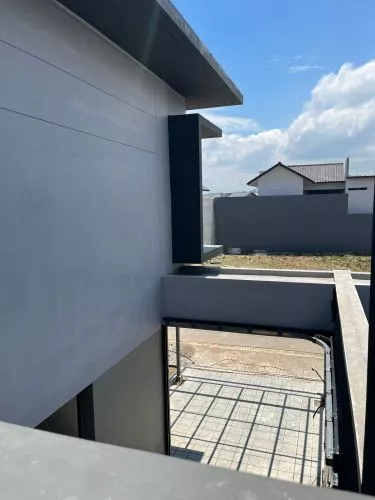 Hero Slide