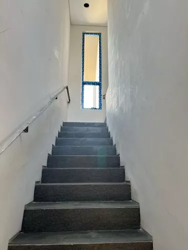 Hero Slide