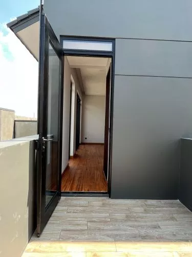 Hero Slide