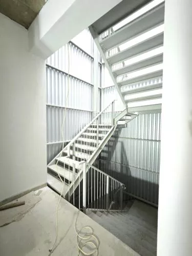 Hero Slide