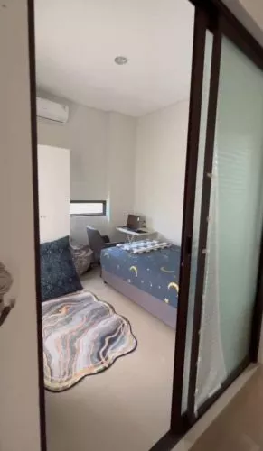 Hero Slide