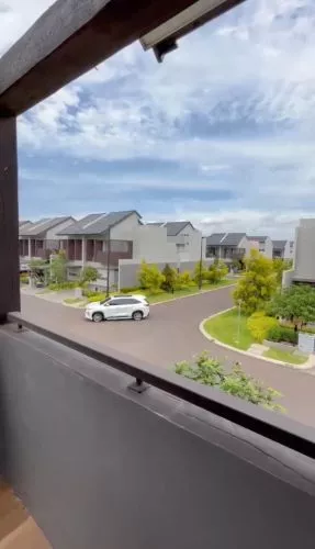 Hero Slide