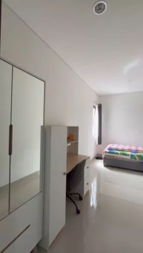 Hero Slide