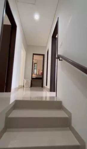Hero Slide
