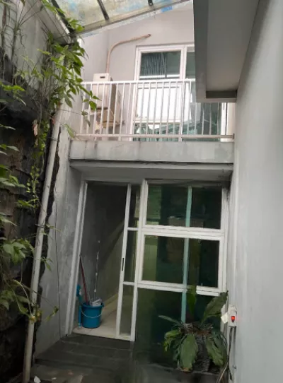 Hero Slide