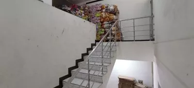 Hero Slide