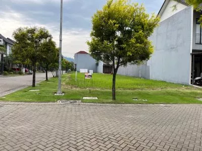 Hero Slide