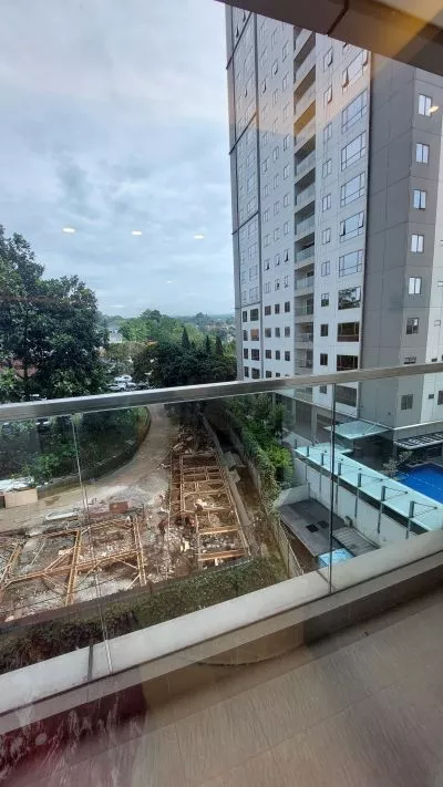 Hero Slide
