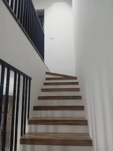 Hero Slide