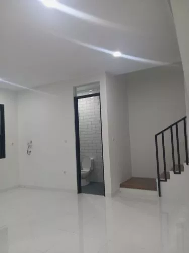 Hero Slide